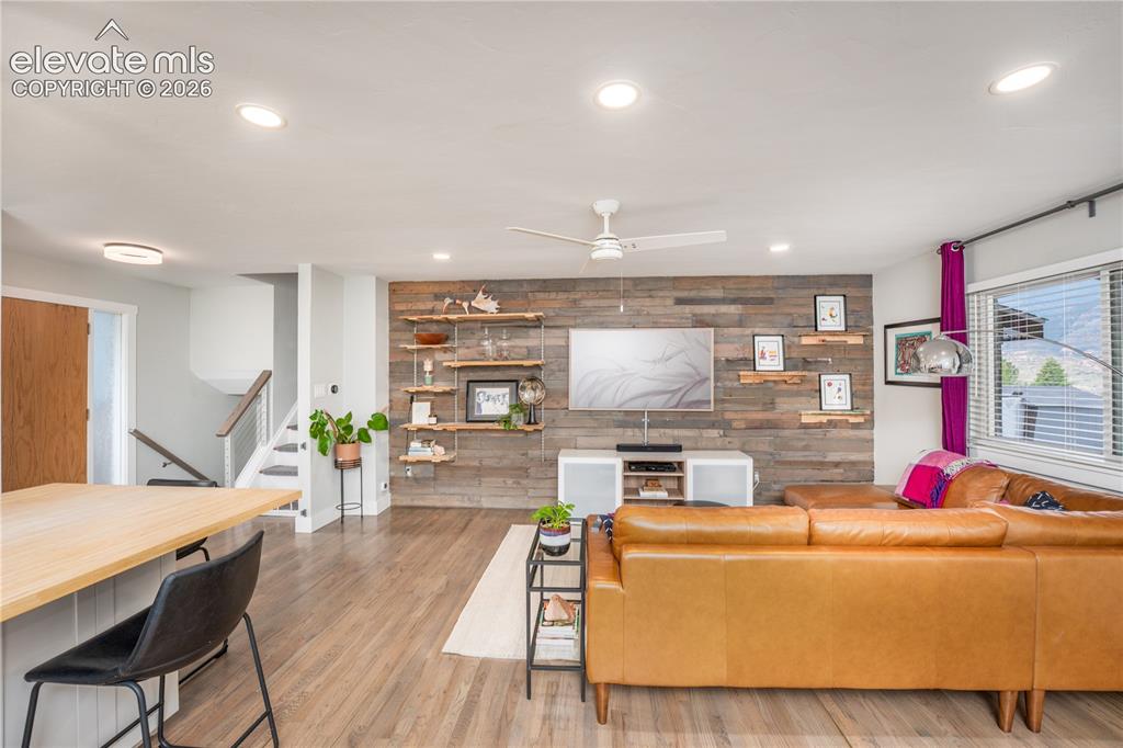 622 Pioneer Lane Colorado Springs CO 80904