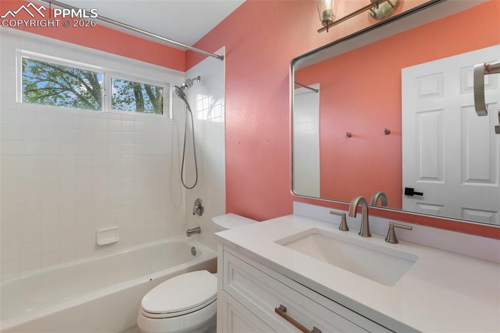 5550 Flag Way Colorado Springs CO 80919