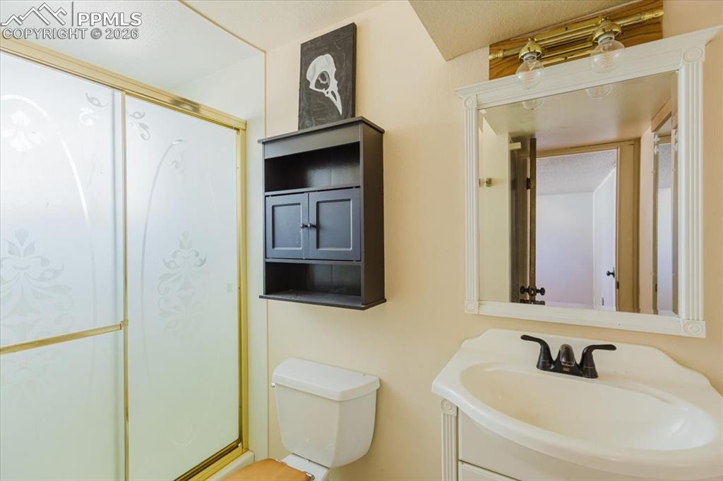 11 Macgregor Road Pueblo CO 81001