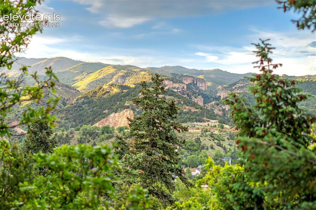 902 High Road Manitou Springs CO 80829
