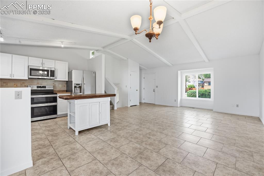 912 Amsterdam Drive Colorado Springs CO 80907
