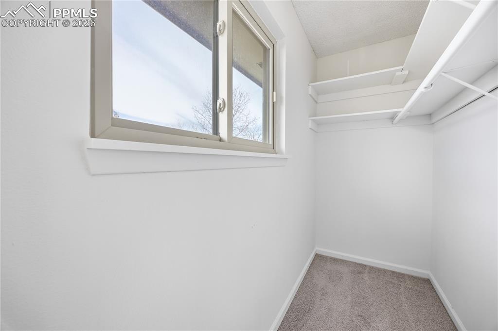 912 Amsterdam Drive Colorado Springs CO 80907