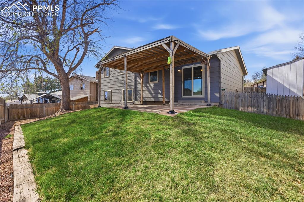 912 Amsterdam Drive Colorado Springs CO 80907