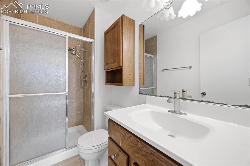 912 Amsterdam Drive Colorado Springs CO 80907