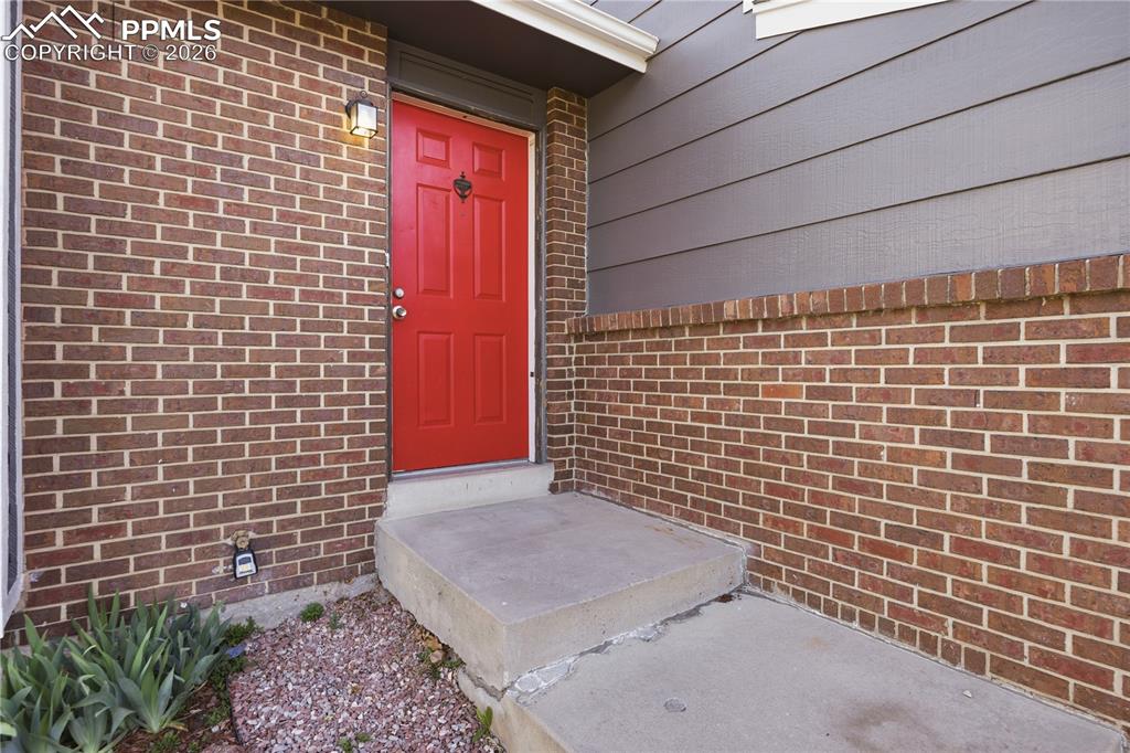 912 Amsterdam Drive Colorado Springs CO 80907