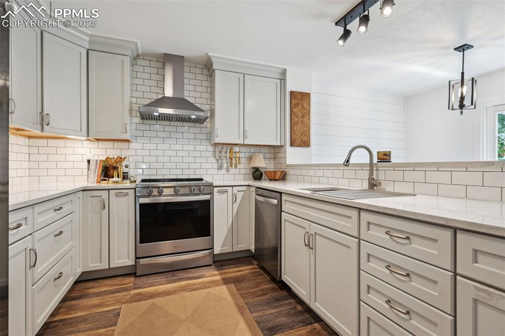 7315 Brentford Drive Colorado Springs CO 80919