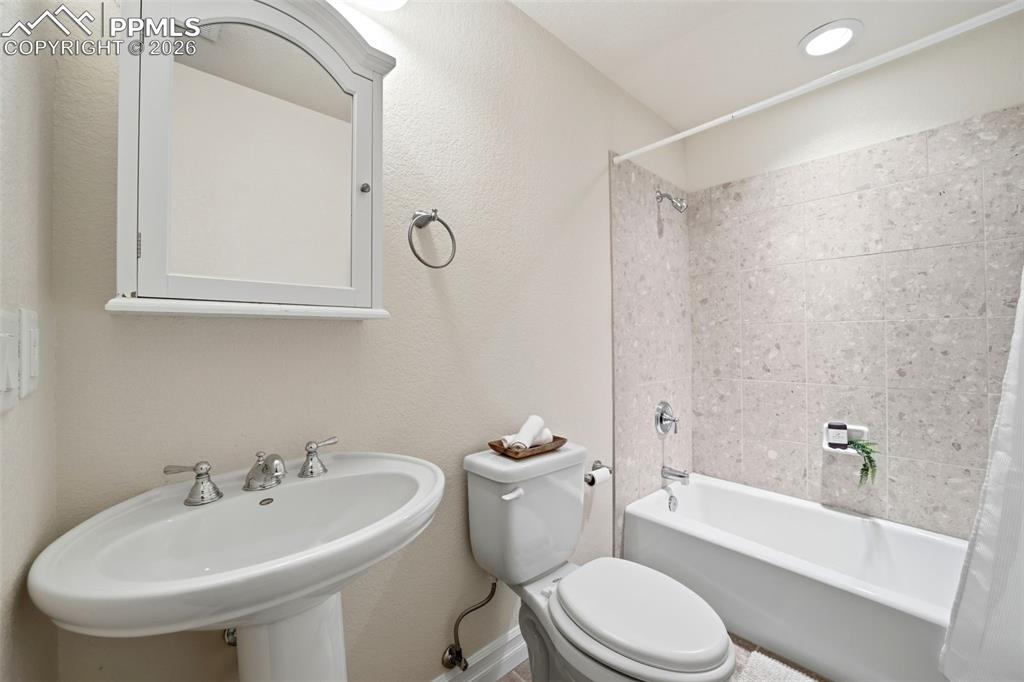 1024 S Greenbrier Drive Pueblo West CO 81007