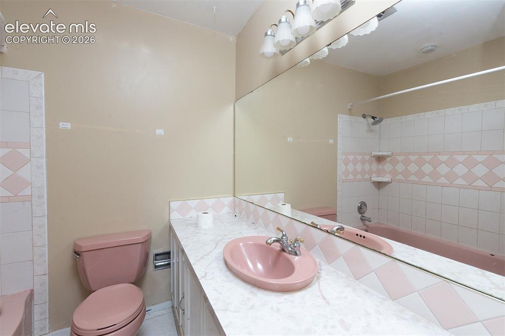 1443 Acacia Drive Colorado Springs CO 80907