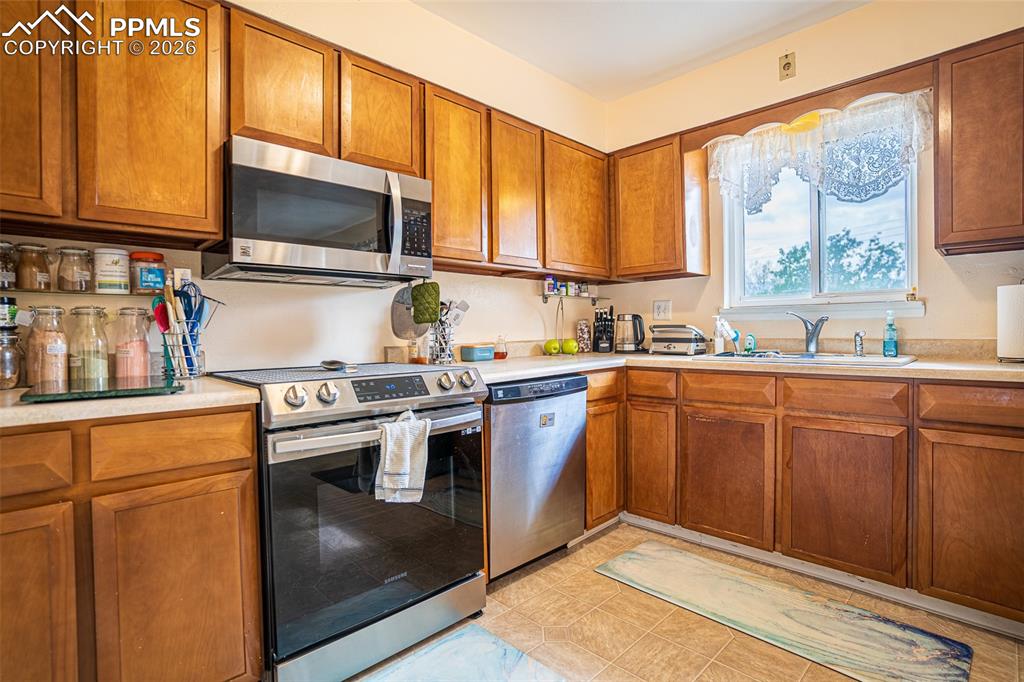 1326 Delaware Drive Colorado Springs CO 80909