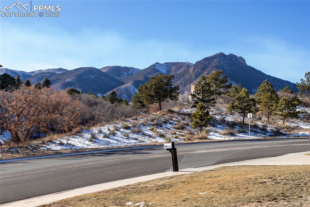 2690 Edenderry Drive Colorado Springs CO 80919