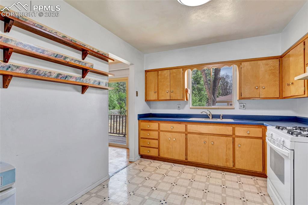 47 Landoe Lane Colorado Springs CO 80911