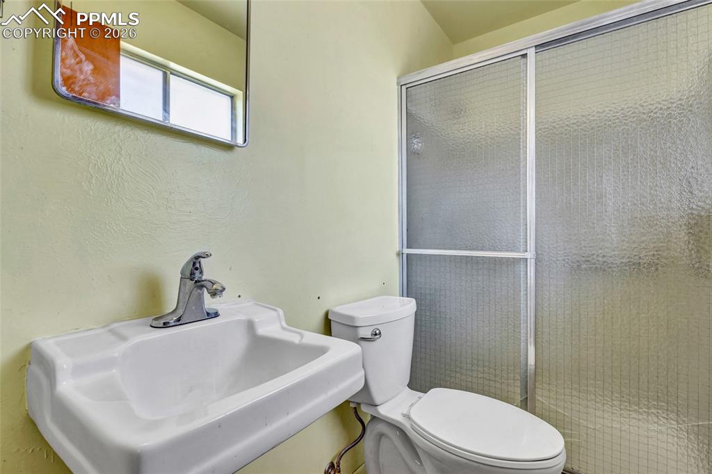 47 Landoe Lane Colorado Springs CO 80911