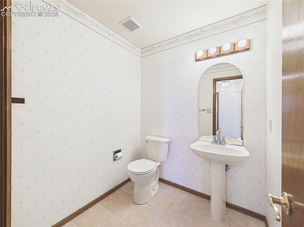 1380 S Winterhaven Drive Pueblo West CO 81007