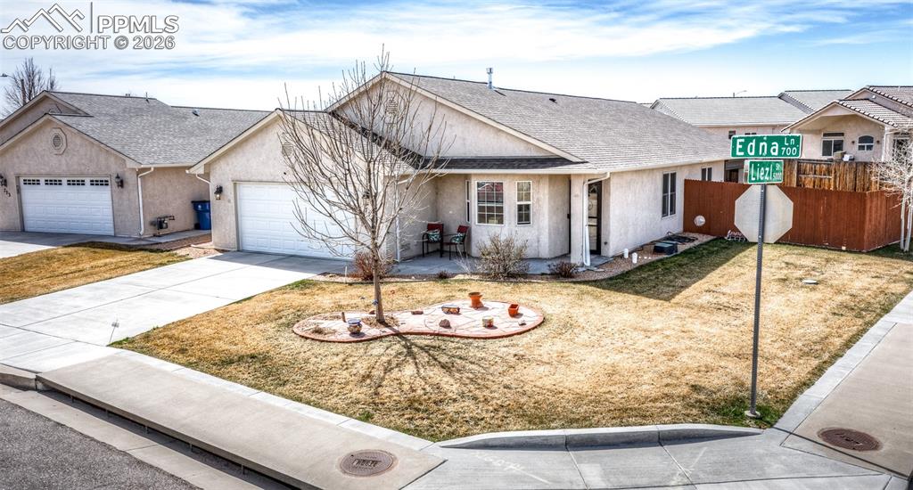 717 Edna Lane Pueblo CO 81005