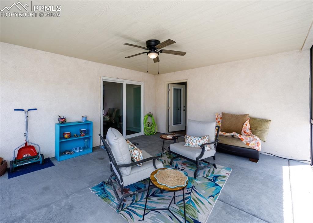 717 Edna Lane Pueblo CO 81005