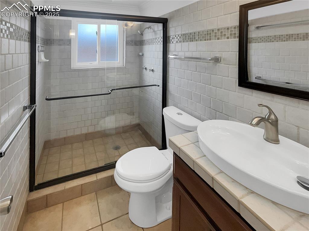 3706 N Chestnut Street Colorado Springs CO 80907