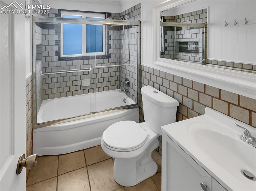 3706 N Chestnut Street Colorado Springs CO 80907