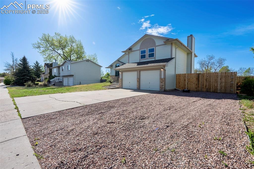 955 Crosstrail Drive Colorado Springs CO 80906