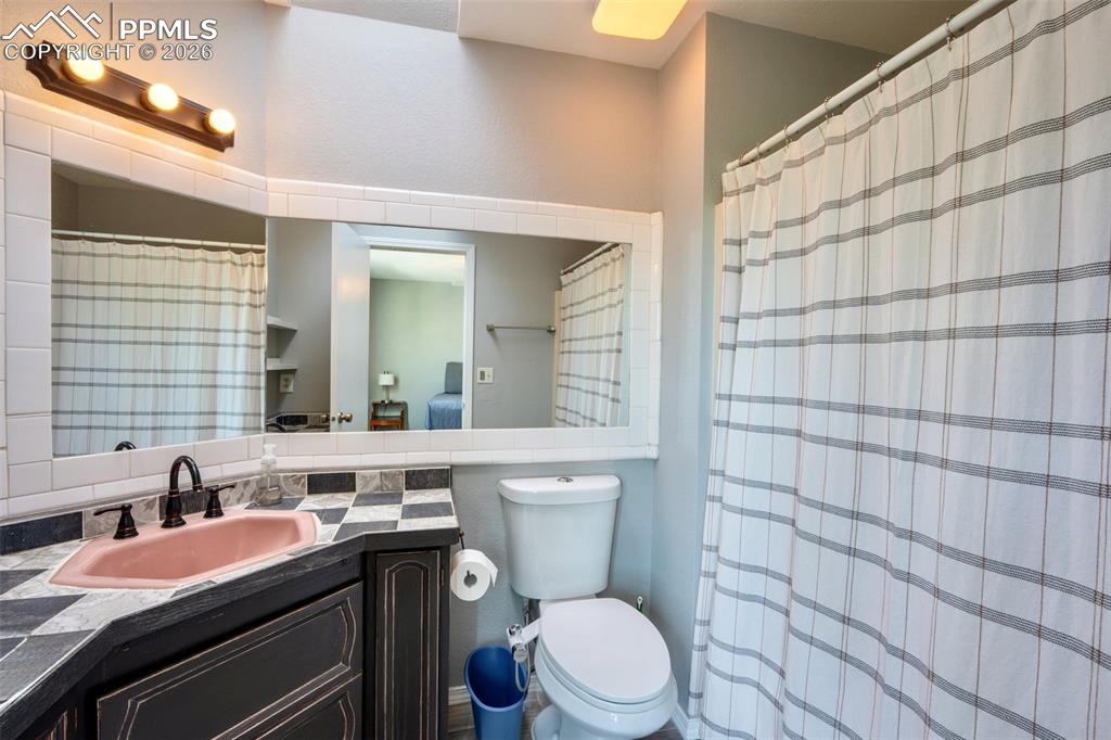 955 Crosstrail Drive Colorado Springs CO 80906