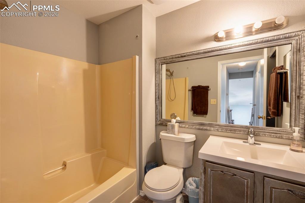 955 Crosstrail Drive Colorado Springs CO 80906