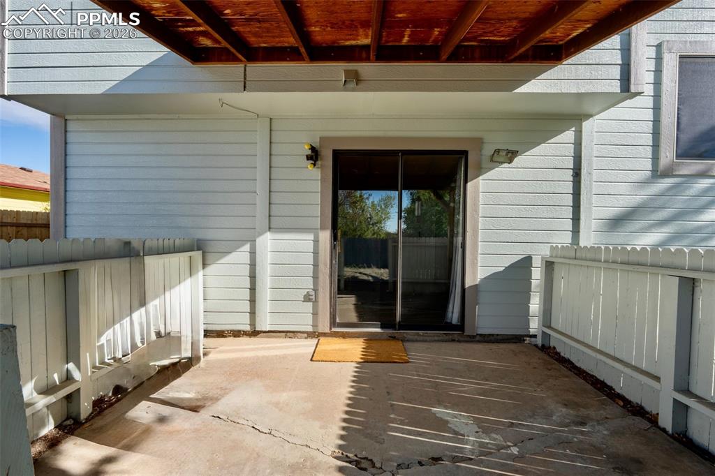 955 Crosstrail Drive Colorado Springs CO 80906