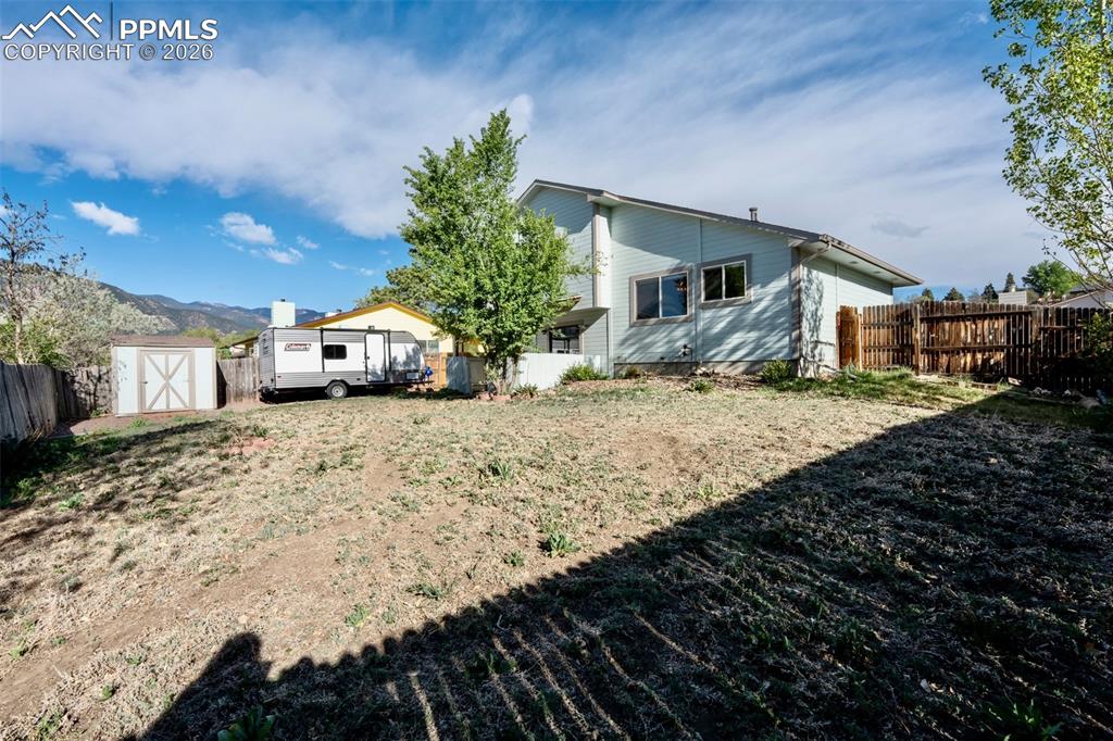 955 Crosstrail Drive Colorado Springs CO 80906