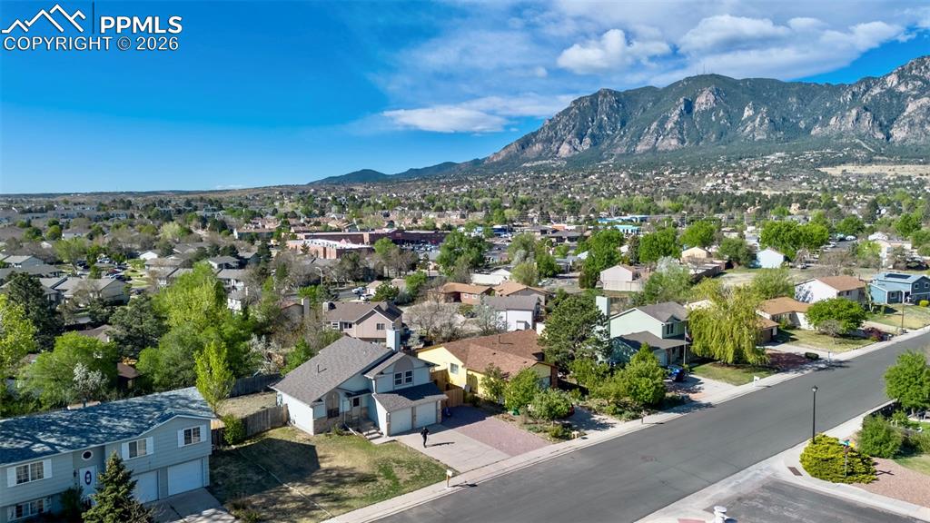 955 Crosstrail Drive Colorado Springs CO 80906