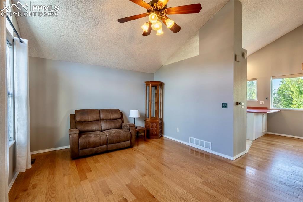 955 Crosstrail Drive Colorado Springs CO 80906