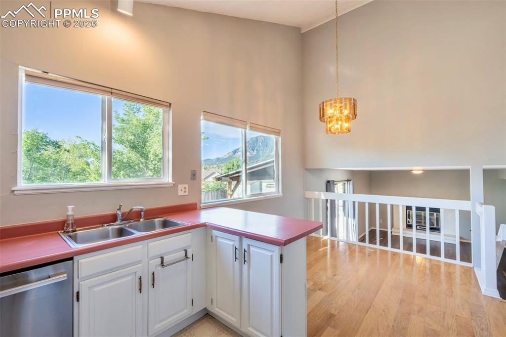 955 Crosstrail Drive Colorado Springs CO 80906