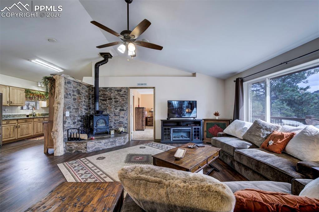 34 Fetlock Circle Florissant CO 80816