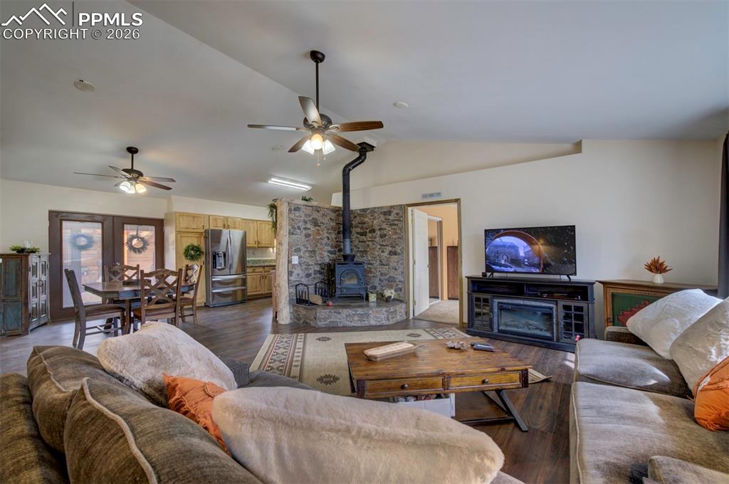 34 Fetlock Circle Florissant CO 80816