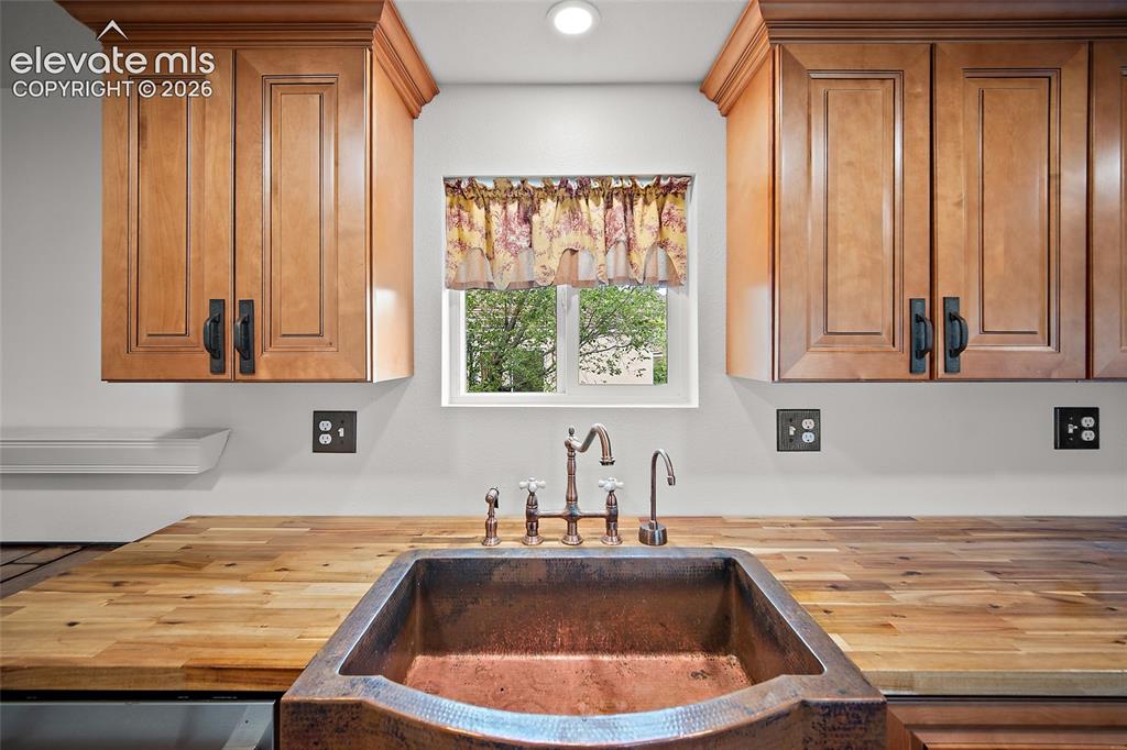 958 Midland Avenue Manitou Springs CO 80829