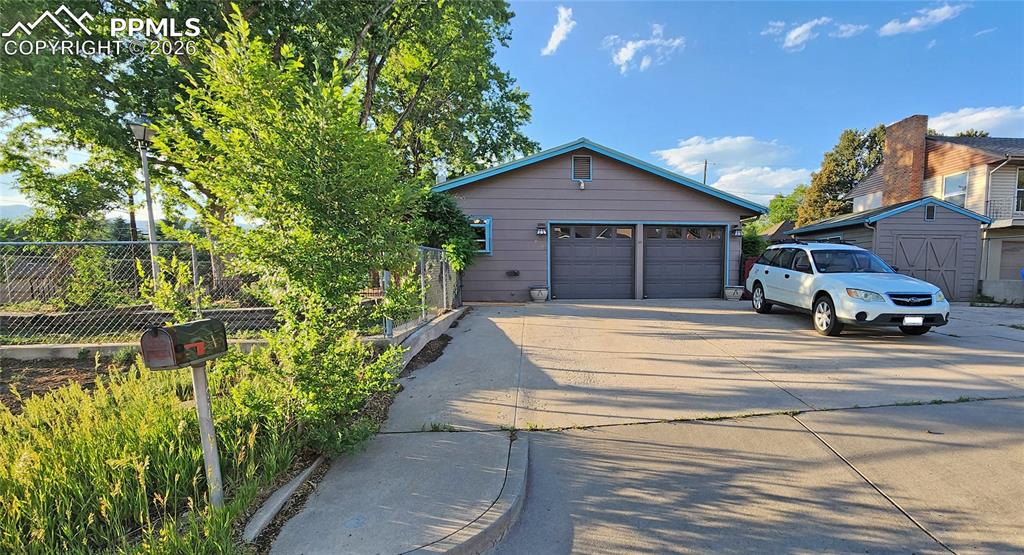 1830 Pejn Avenue Colorado Springs CO 80904