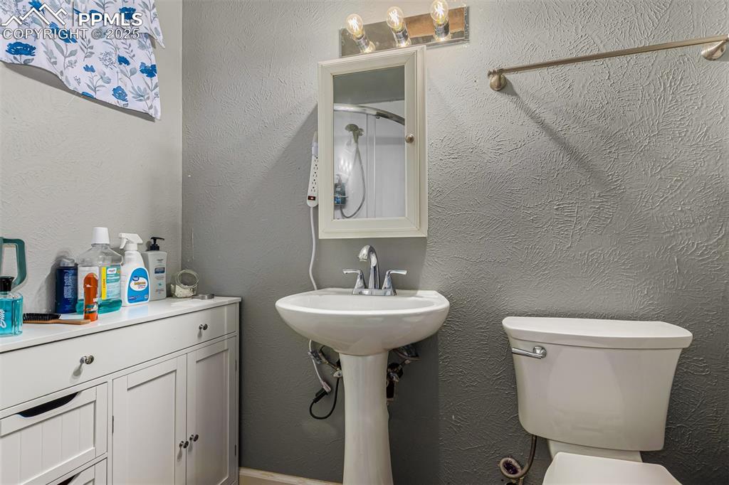 342 Mount View Lane Fountain CO 80817