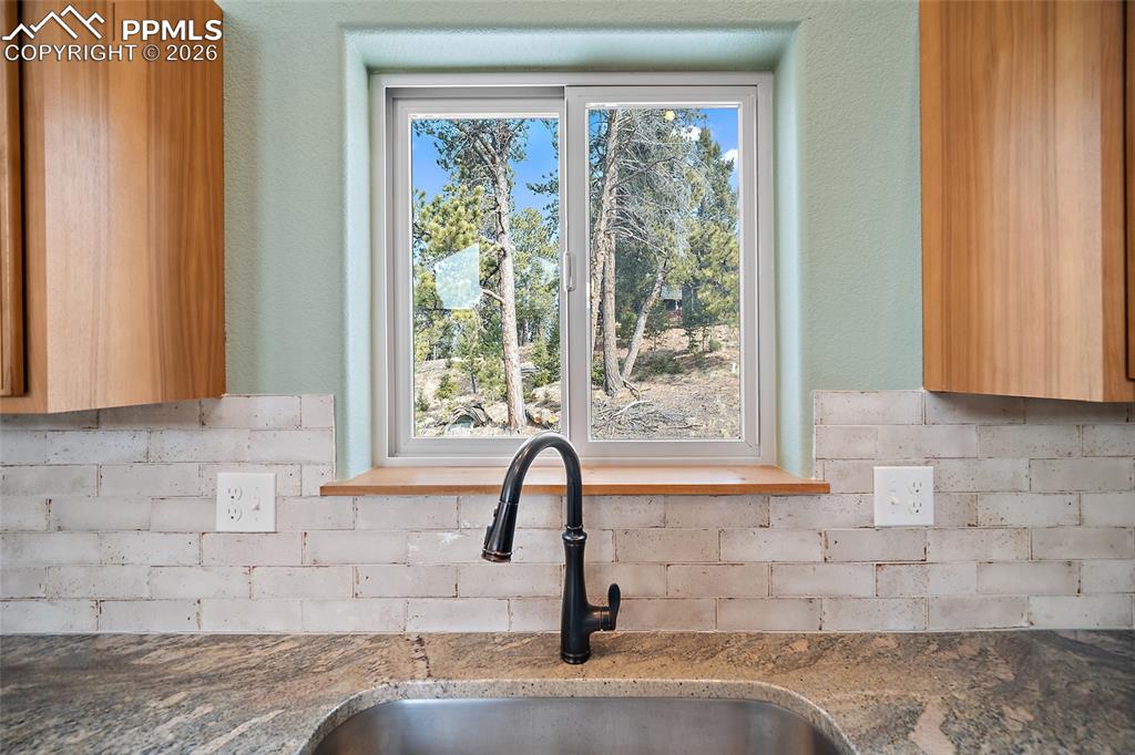 367 Cottonwood Lake Drive Divide CO 80814