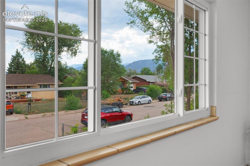 98 Landoe Lane Colorado Springs CO 80911