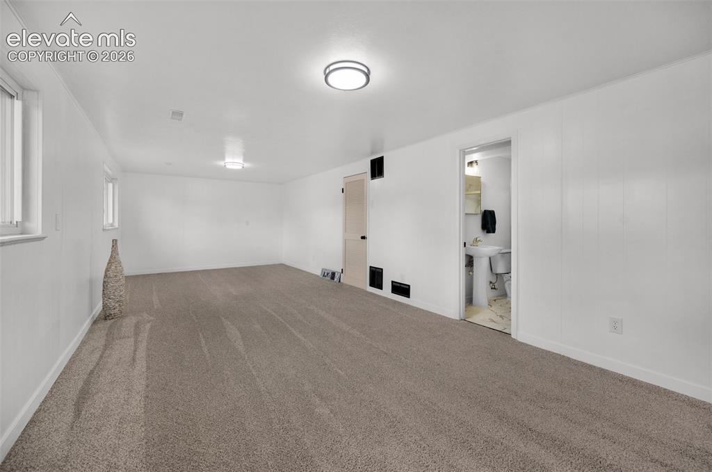 98 Landoe Lane Colorado Springs CO 80911