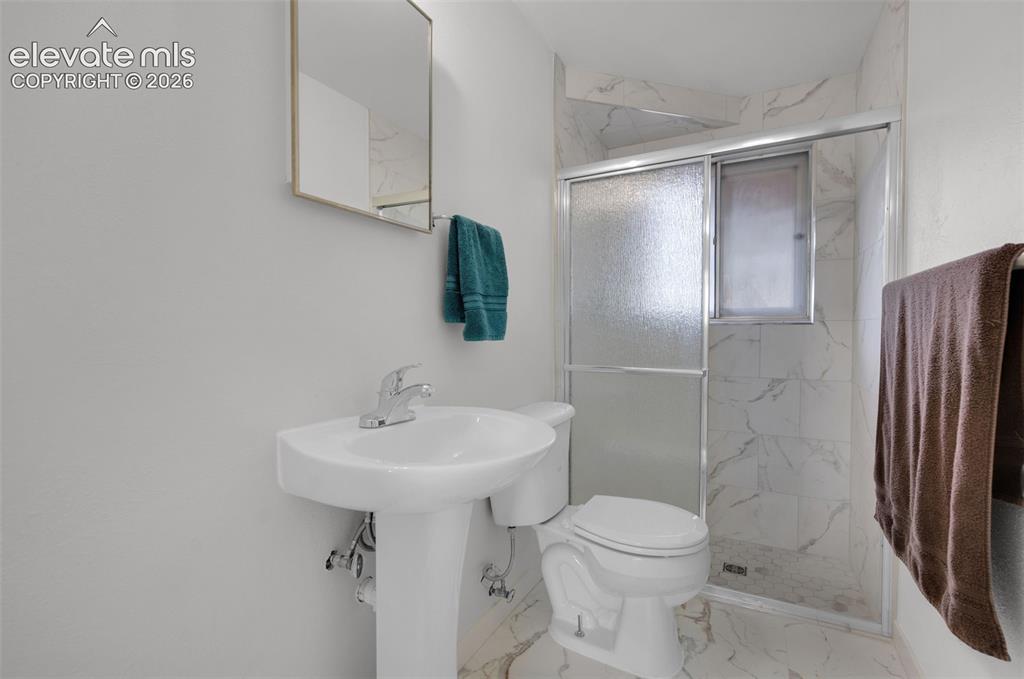 98 Landoe Lane Colorado Springs CO 80911