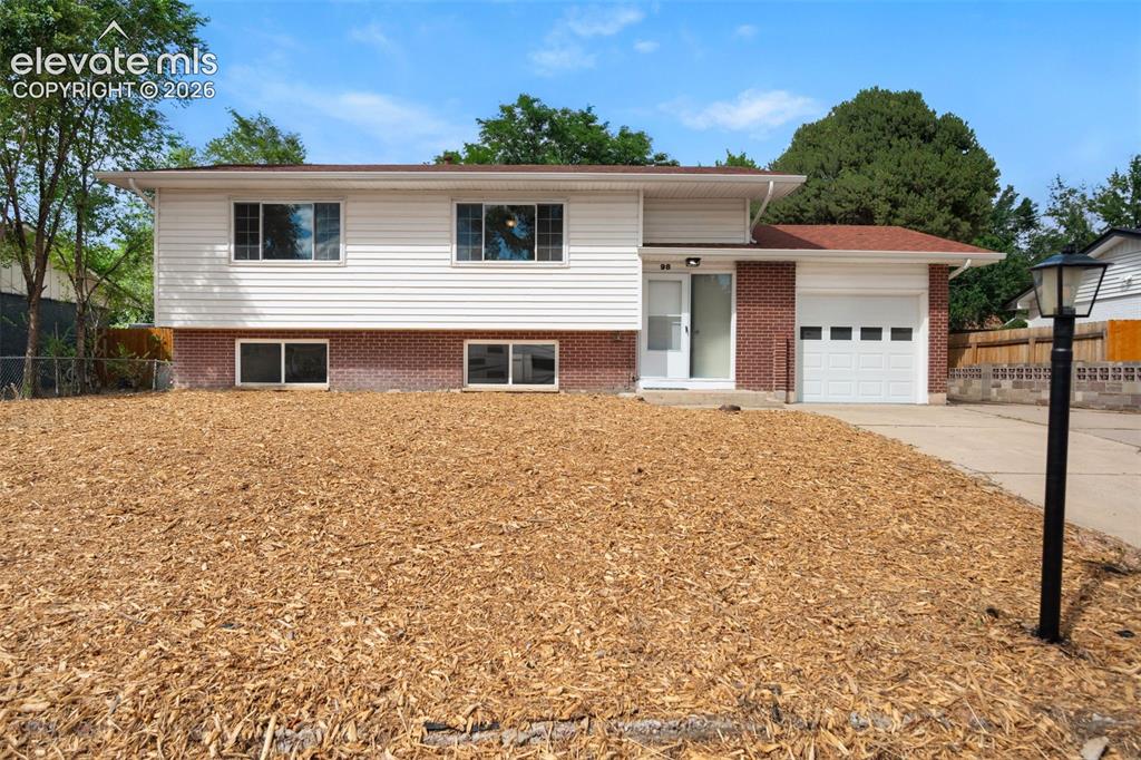 98 Landoe Lane Colorado Springs CO 80911
