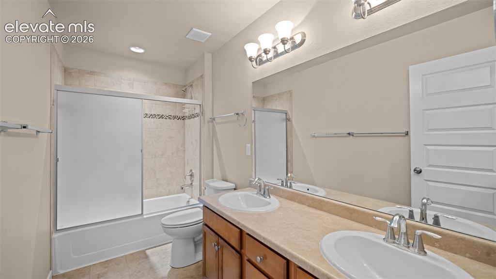 954 Antrim Loop Colorado Springs CO 80910