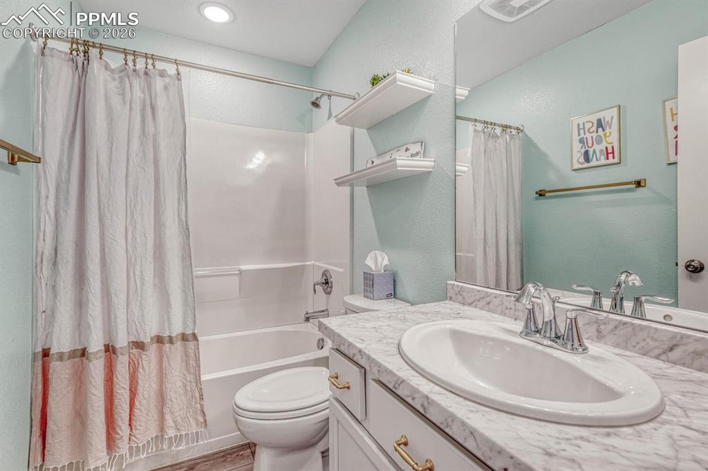 10447 Kalama Drive Colorado Springs CO 80925
