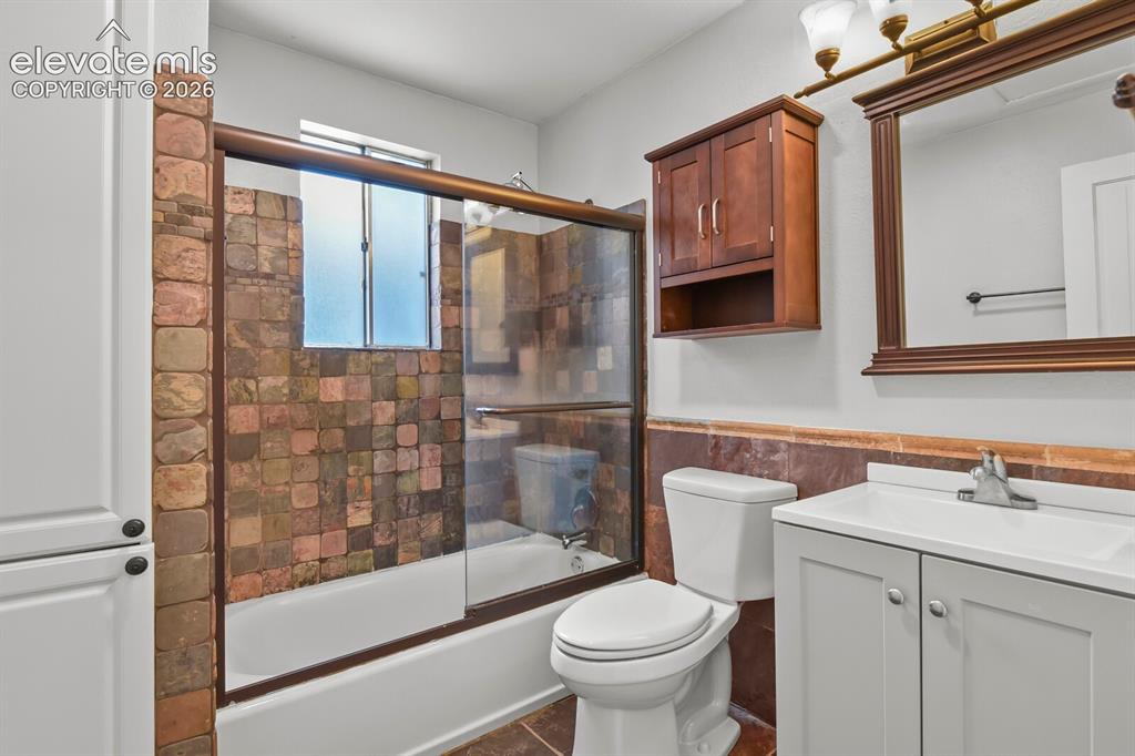 712 N Walnut Street Colorado Springs CO 80905