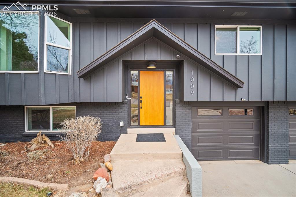 1009 Panorama Drive Colorado Springs CO 80904