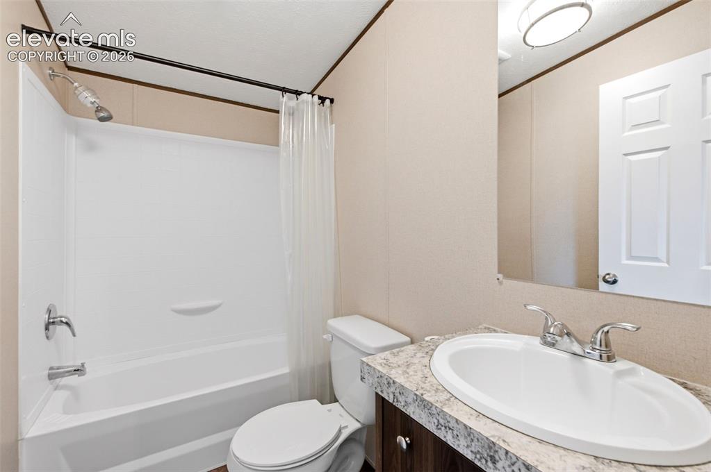 21425 Oak View Fountain CO 80817