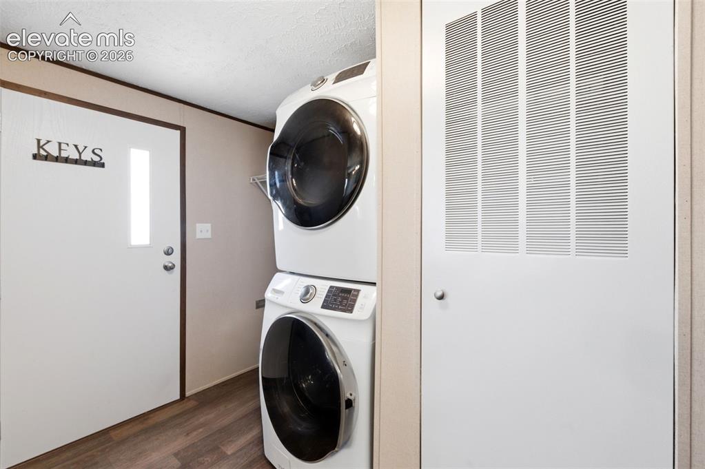 21425 Oak View Fountain CO 80817