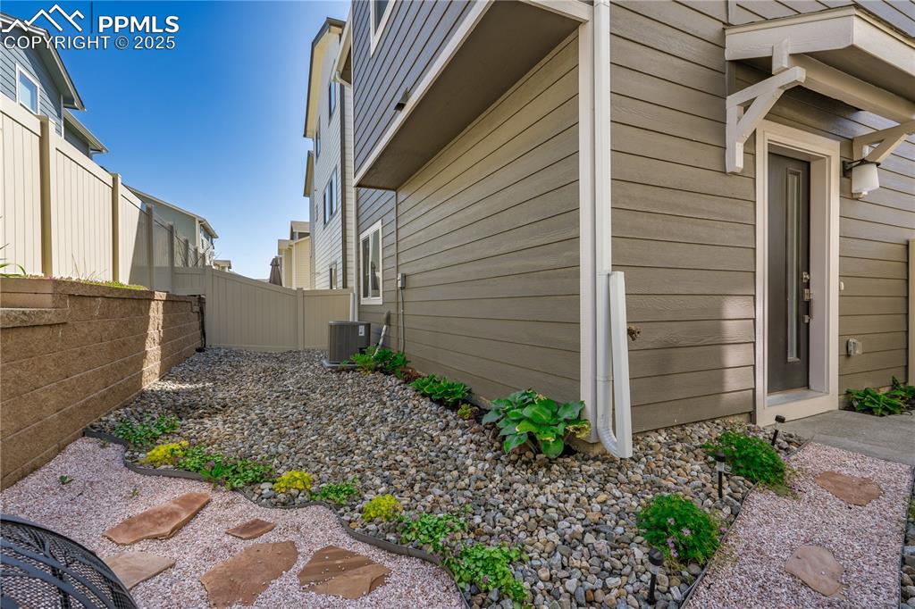 4447 Samaritan Loop Colorado Springs CO 80916