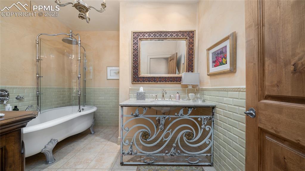 4896 Stonehill Road Colorado Springs CO 80918