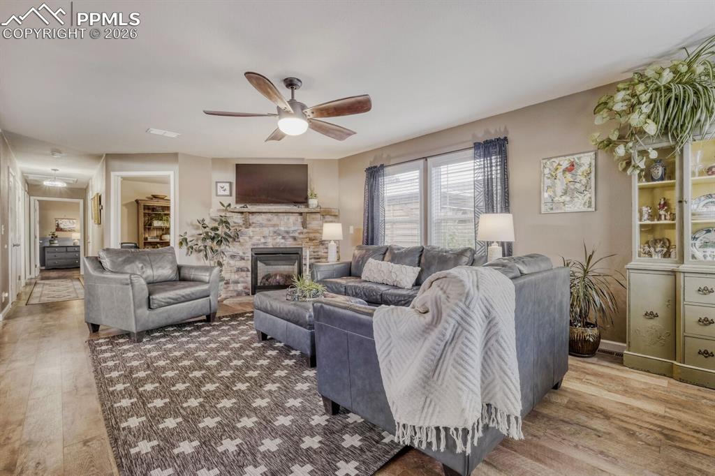 4180 Gray Fox Heights Colorado Springs CO 80922