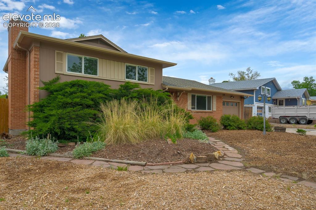 833 Dirksland Street Colorado Springs CO 80907