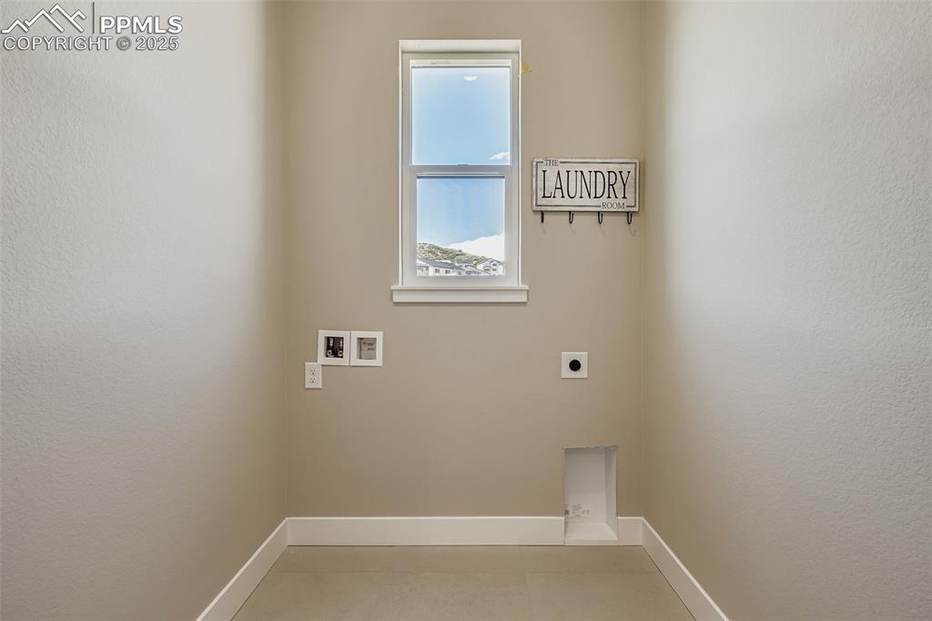 2011 Grayside Circle Castle Rock CO 80109